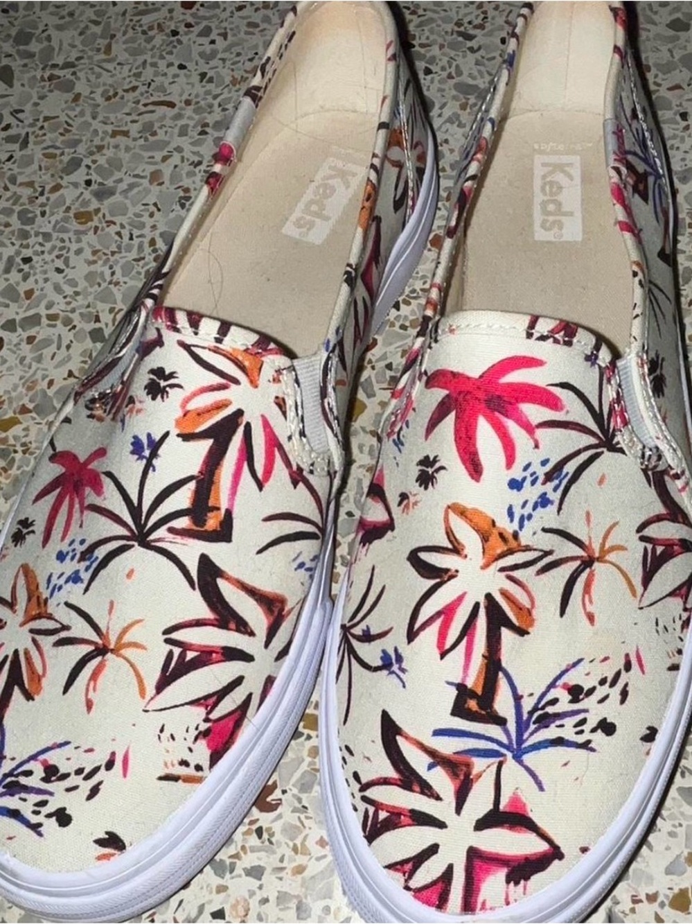 Keds Womens Tropical Print Slip-On Sneakers